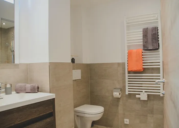 Kaunergrat 아파트 Kauns